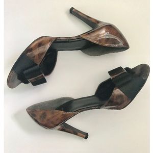 Stuart Weitzman D’Orsay Brown/Black Pumps